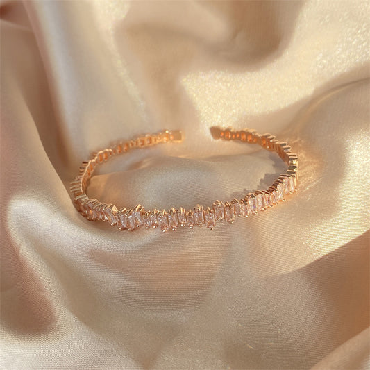 Elegant Zircon Star Bracelet
